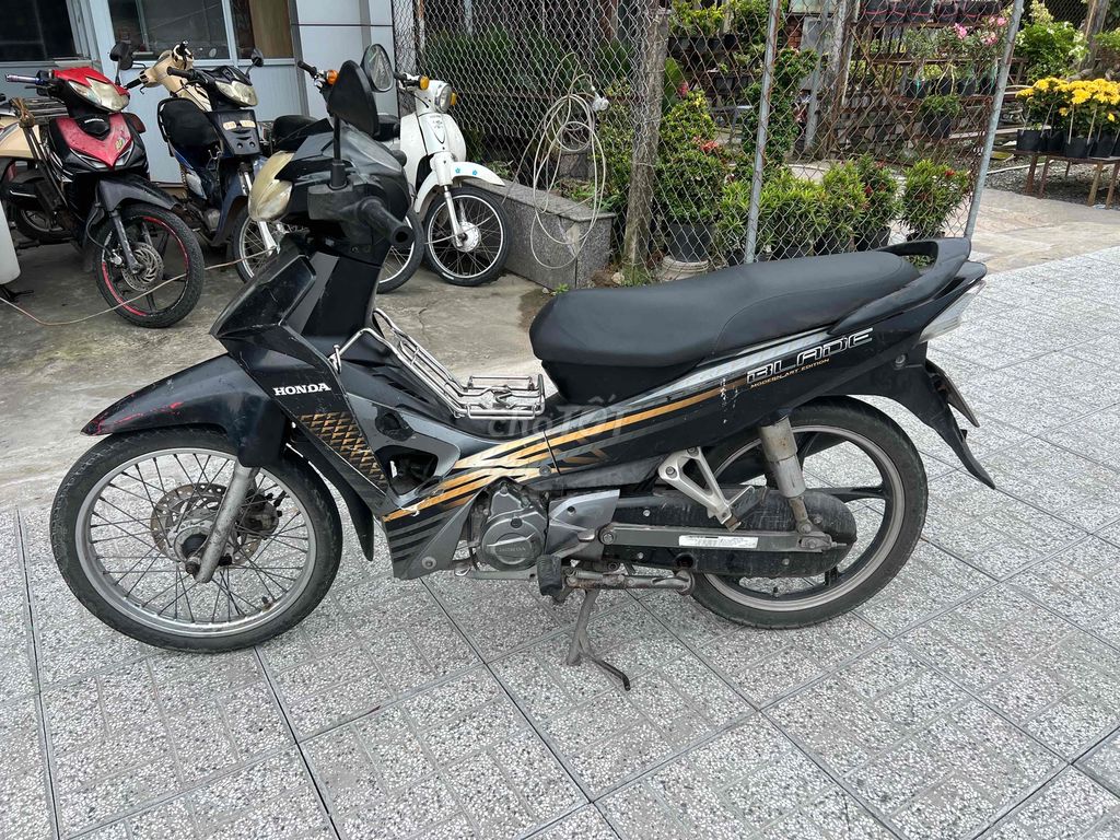 xe máy zin êm ru bs65 ngây chủ. Mua bán Xe máy tại Quận Ninh Kiều Cần Thơ được đăng bởi đầy cửa hàng cầu hưng lợi nk cần thơ hình 1