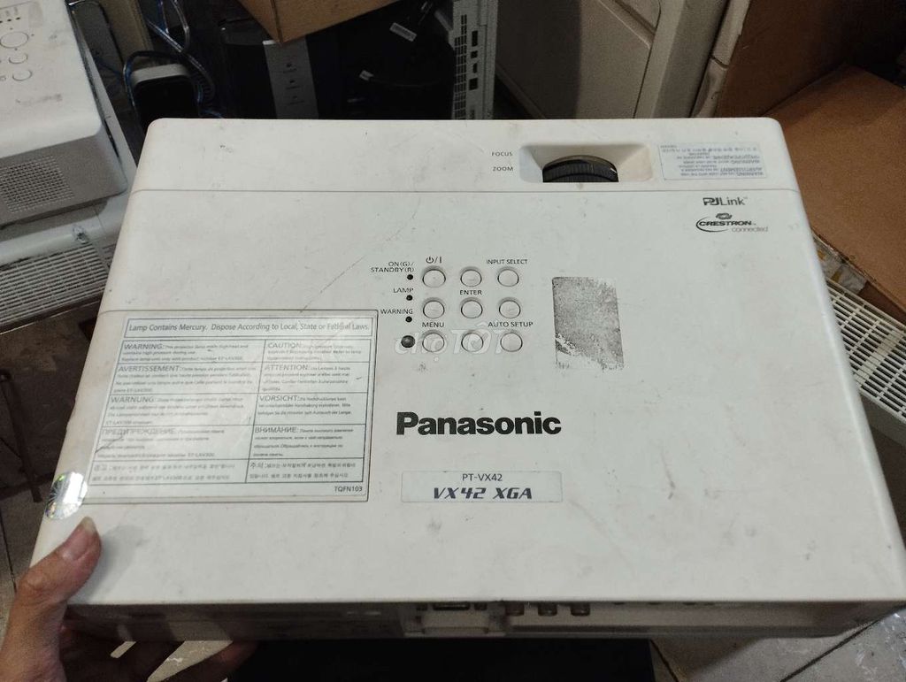 Tl xác máy chiếu còn lên đèn của panasonic vx42xga