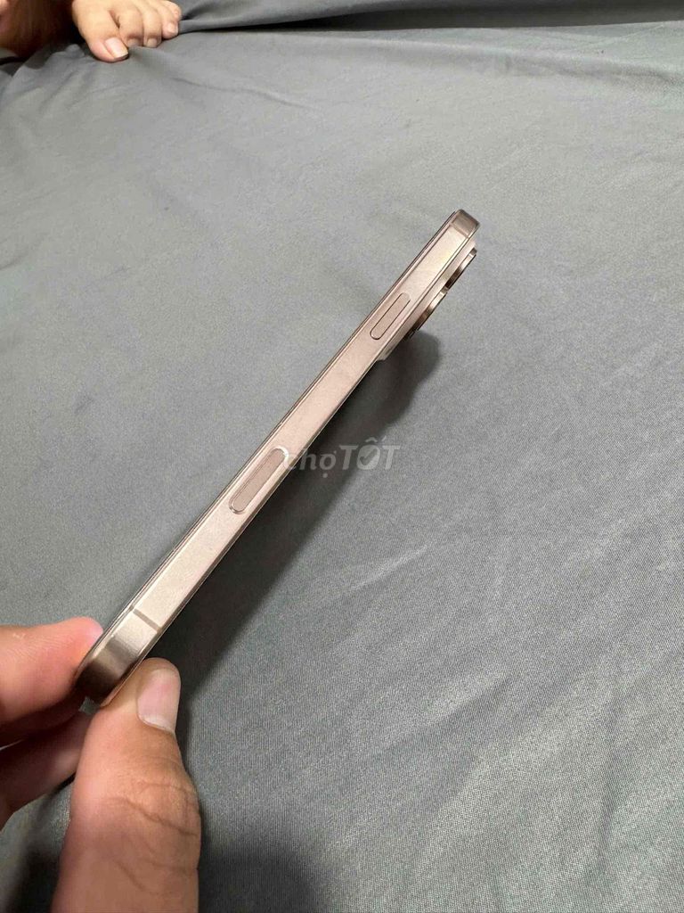 Apple iPhone 16 Pro Max Cát sa mạc Dung lượng lớn. Mua bán Điện thoại tại Huyện Châu Phú An Giang được đăng bởi Lý hình 1