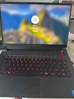 Dell Alienware m15 R7 2022 i7 12700H 16GB 1TB 3060