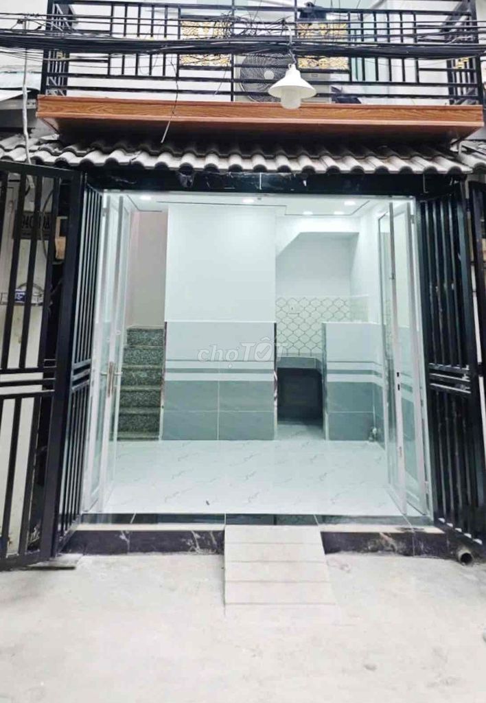 Дом 30 м2, 1 этаж + 1 лофт, фасад переулка, под бизнес, Округ 7