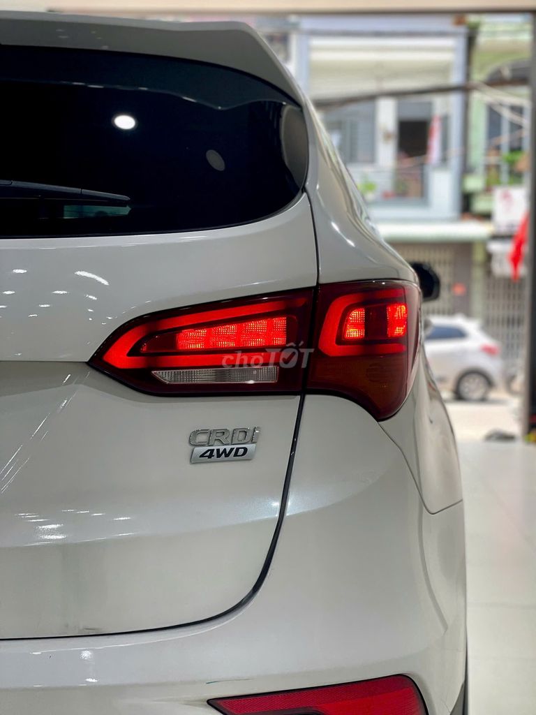 Hyundai Santa Fe 2016 2.2 AT 4WD - 59000 km. Mua bán Ô tô tại Quận Tân Phú Tp Hồ Chí Minh được đăng bởi NAT Mẫn  hình 7