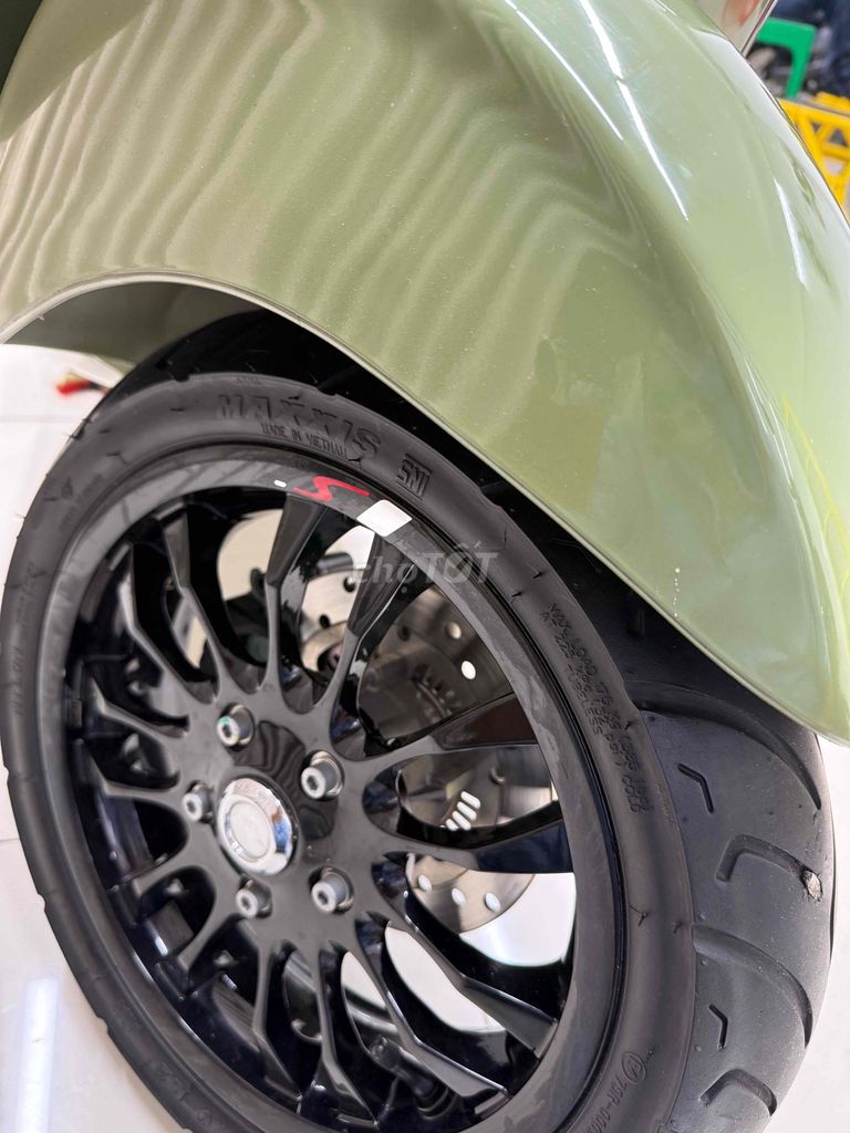 Vespa 125 siêu lướt vài ngàn km đẹp như bức tranh. Mua bán Xe máy tại Quận Thanh Khê Đà Nẵng được đăng bởi THẾ MẪN CHUYÊN XE LƯỚT CÓ BÁN TRẢ GÓP  hình 8