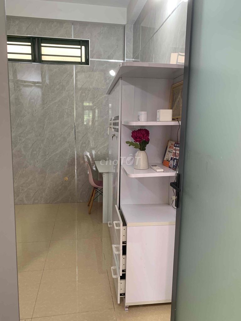 Cho thuê phòng rộng,đẹp,lối đi riêng
