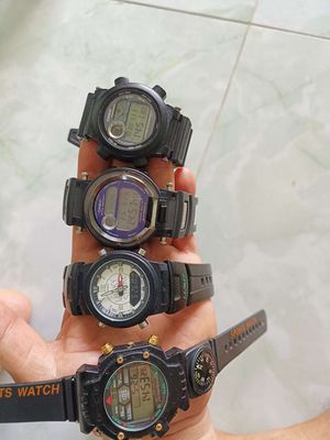 Combo 4 đh G-Shock, hoạt động tốt. Mua bán Đồng hồ tại Thành phố Thủ Đức Tp Hồ Chí Minh được đăng bởi thắng 2hand 