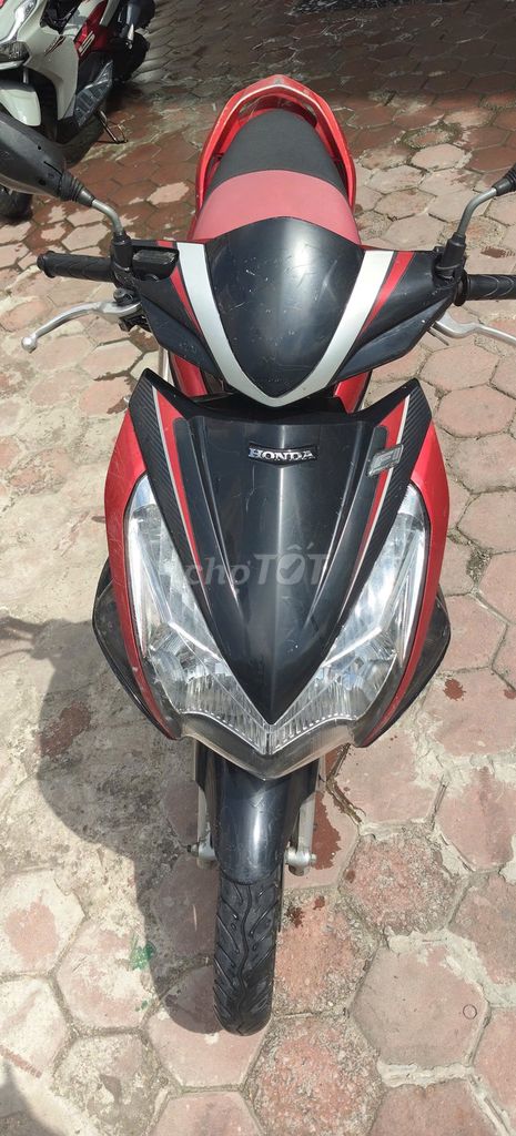 Honda Air Blade 2011 красно-черный
