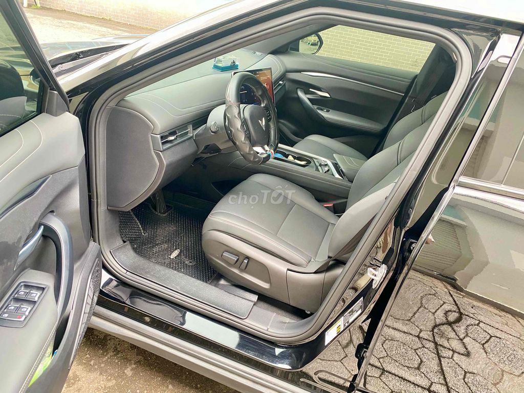 VinFast VF7Plus 2 Cầu Full-Options 2024 - 34567 km. Mua bán Ô tô tại Quận Gò Vấp Tp Hồ Chí Minh được đăng bởi TeddyTK (Invisible Man) hình 9