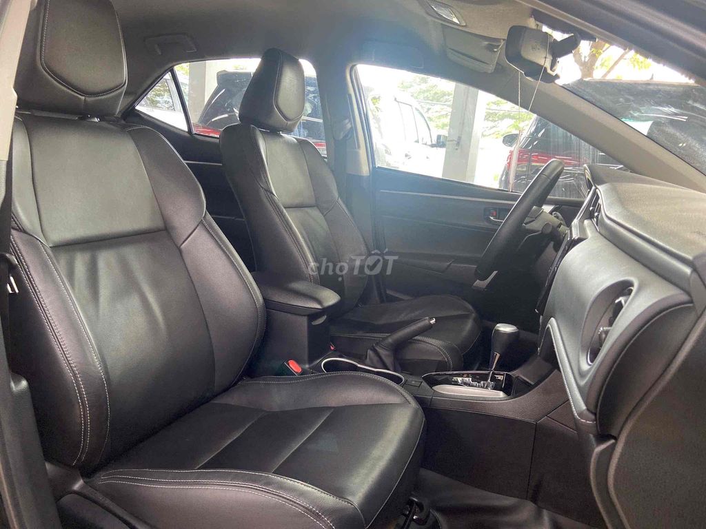 Toyota Corolla Altis 2017 2.0V màu đen - 13000 km. Mua bán Ô tô tại Thành phố Thủ Đức Tp Hồ Chí Minh được đăng bởi Hữu Phúc hình 7