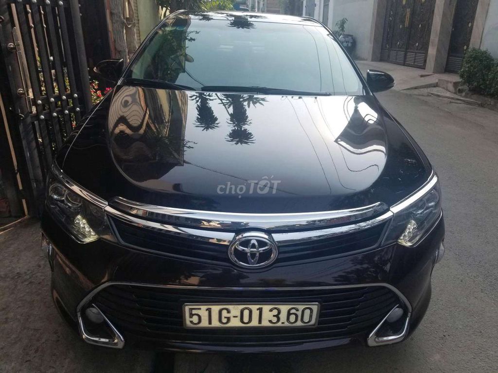 Toyota Camry 2.0E 2018 Коричневая 192 000 км