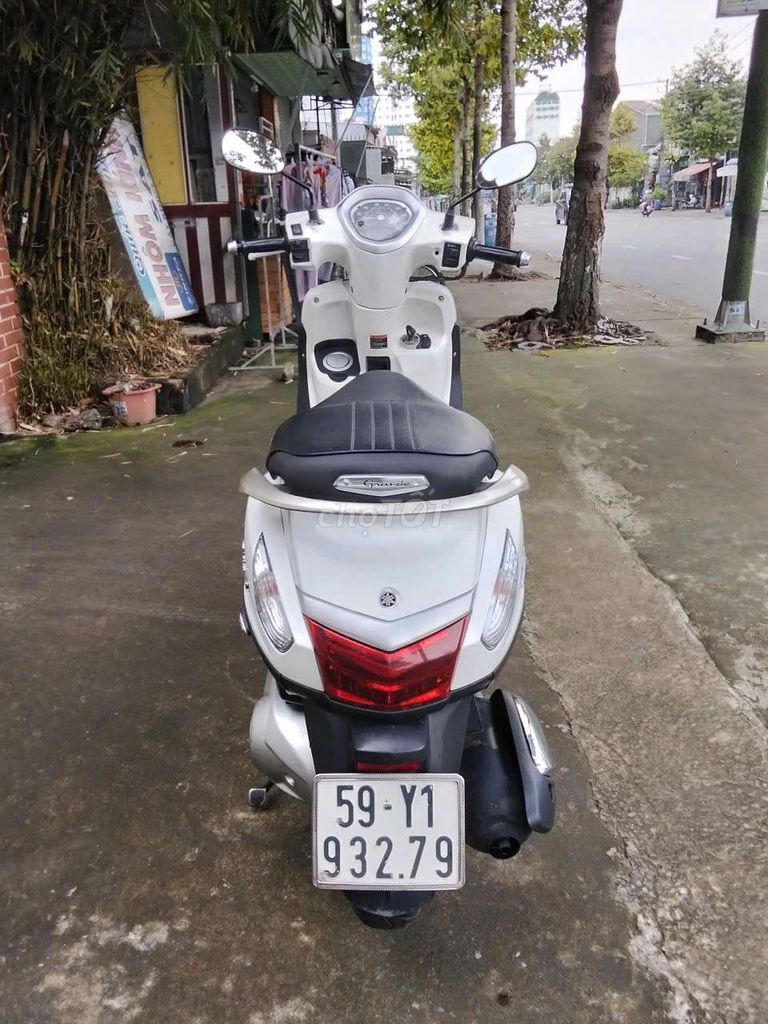 Greande biển TP xe đẹp máy rin rất êm. Mua bán Xe máy tại Thành phố Dĩ An Bình Dương được đăng bởi Cửa hàng xe máy Anh Khoa  hình 7
