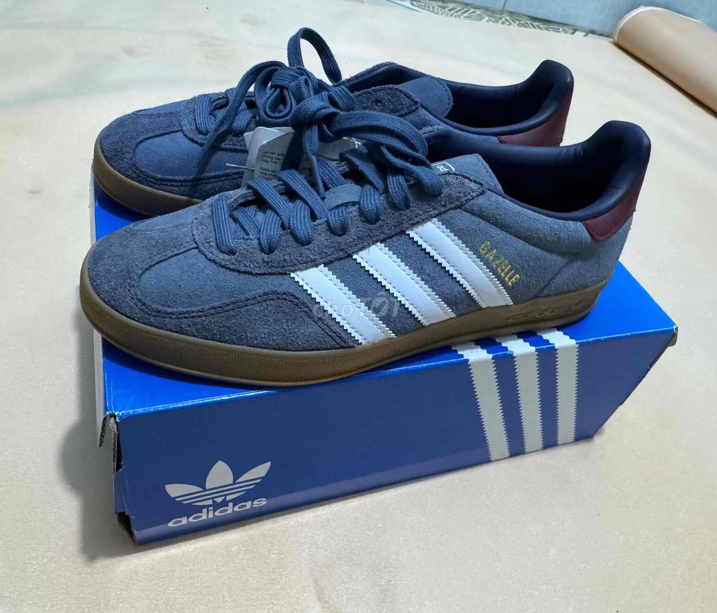 Giày  Adidas Gazelle Indoor 42 Xanh, trắng. Mua bán Giày dép tại Quận 11 Tp Hồ Chí Minh được đăng bởi Phú la hình 1