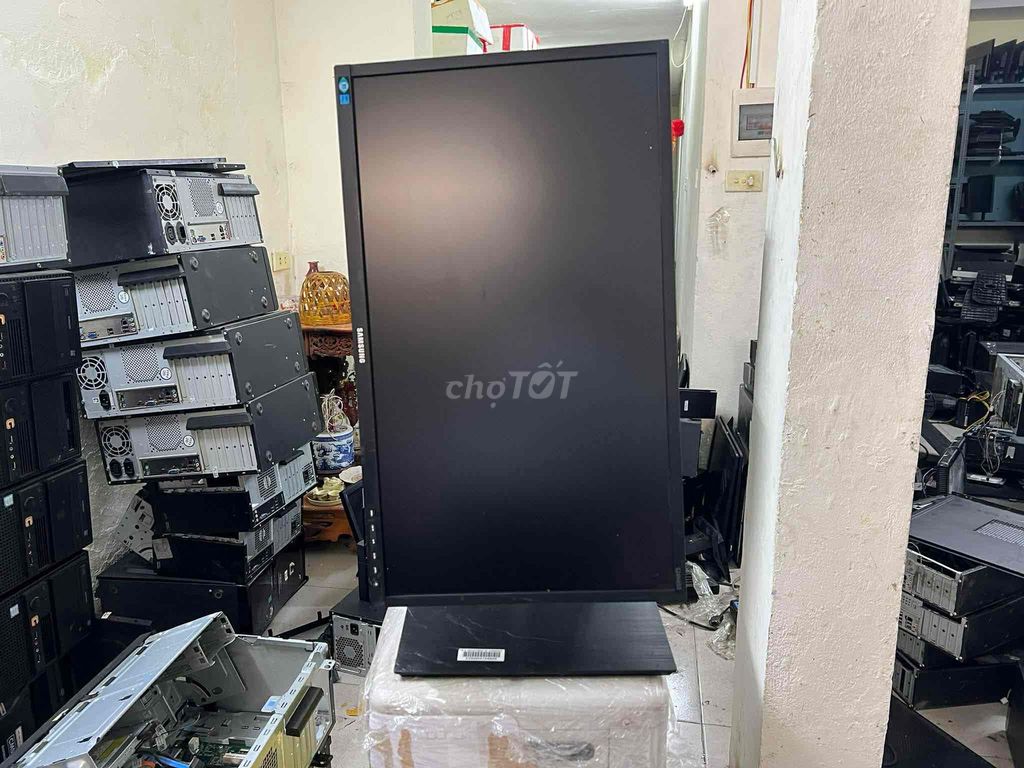 Màn hình Samsung 24 inch Full HD. Mua bán Phụ kiện (Màn hình, Chuột...) tại Quận Hai Bà Trưng Hà Nội được đăng bởi Bùi Tuy MobileLaptop hình 1