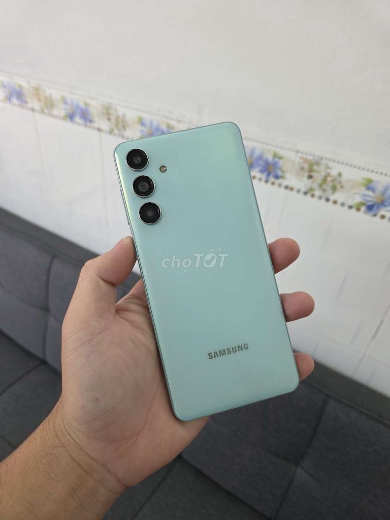Samsung Galaxy M55 5G VN 12GB/256GB Xanh. Mua bán Điện thoại tại Quận Ninh Kiều Cần Thơ được đăng bởi Nhựt Mobile hình 1