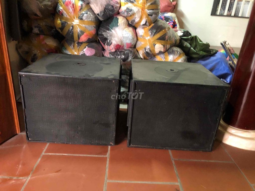 Loa siêu trầm RCF 50cm Đen. Mua bán Tivi, Âm thanh tại Huyện Củ Chi Tp Hồ Chí Minh được đăng bởi PHƯỚC TÂM  hình 1