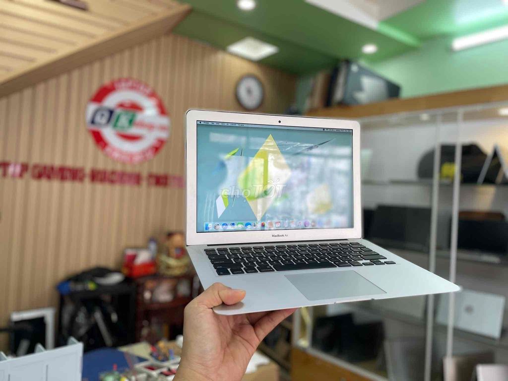 Macbook Air 13 2027- đẹp như mới 99%, nguyên zin