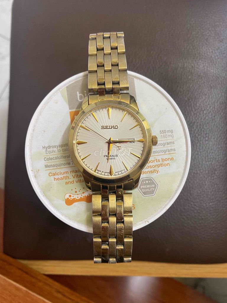Đồng hồ đeo tay Seiko Nam Vàng Kim loại. Mua bán Đồng hồ tại Huyện Quốc Oai Hà Nội được đăng bởi Hữu Tuấn hình 1