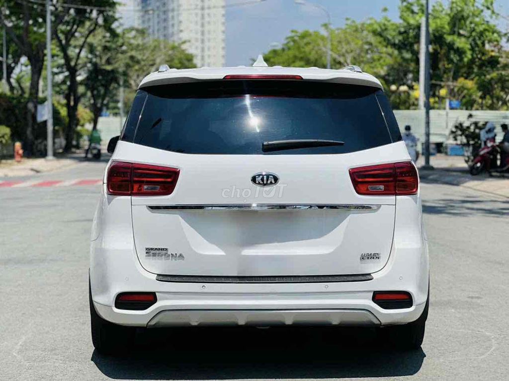 Kia Sedona 2019 full dầu - 75000 km mới lắm. Mua bán Ô tô tại Quận 12 Tp Hồ Chí Minh được đăng bởi a trung hình 5