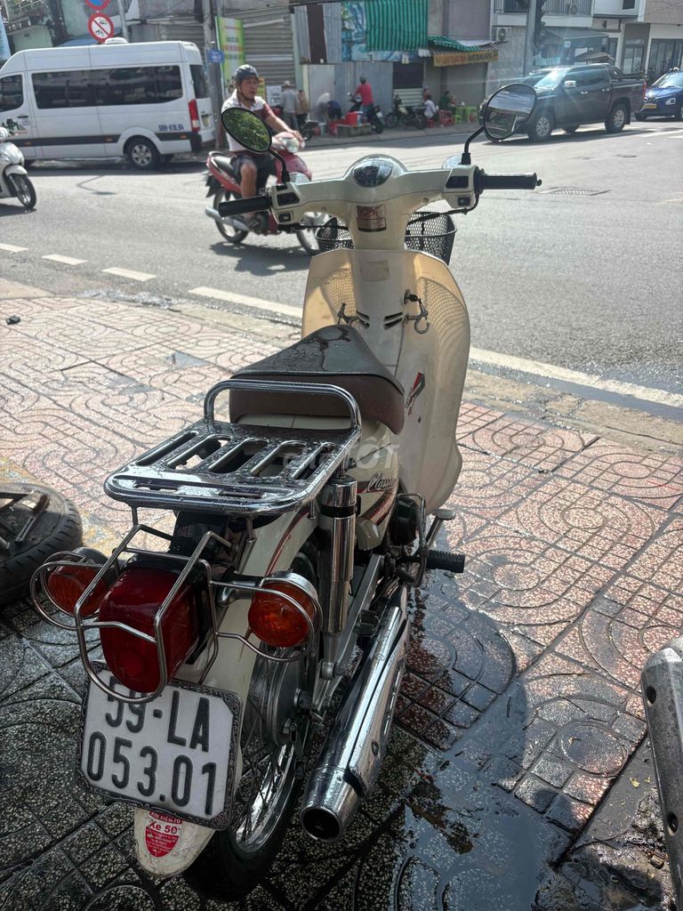Cup 50cc 2023 Trắng Nữ