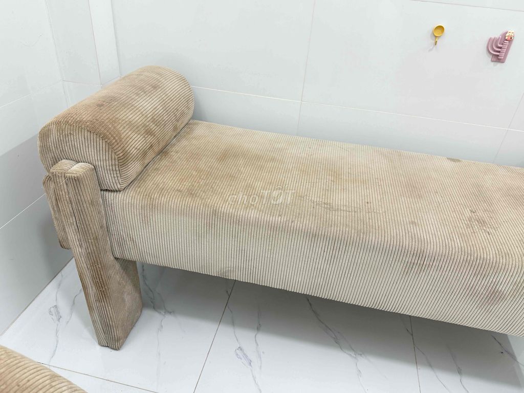 sofa đặt tại xưởng