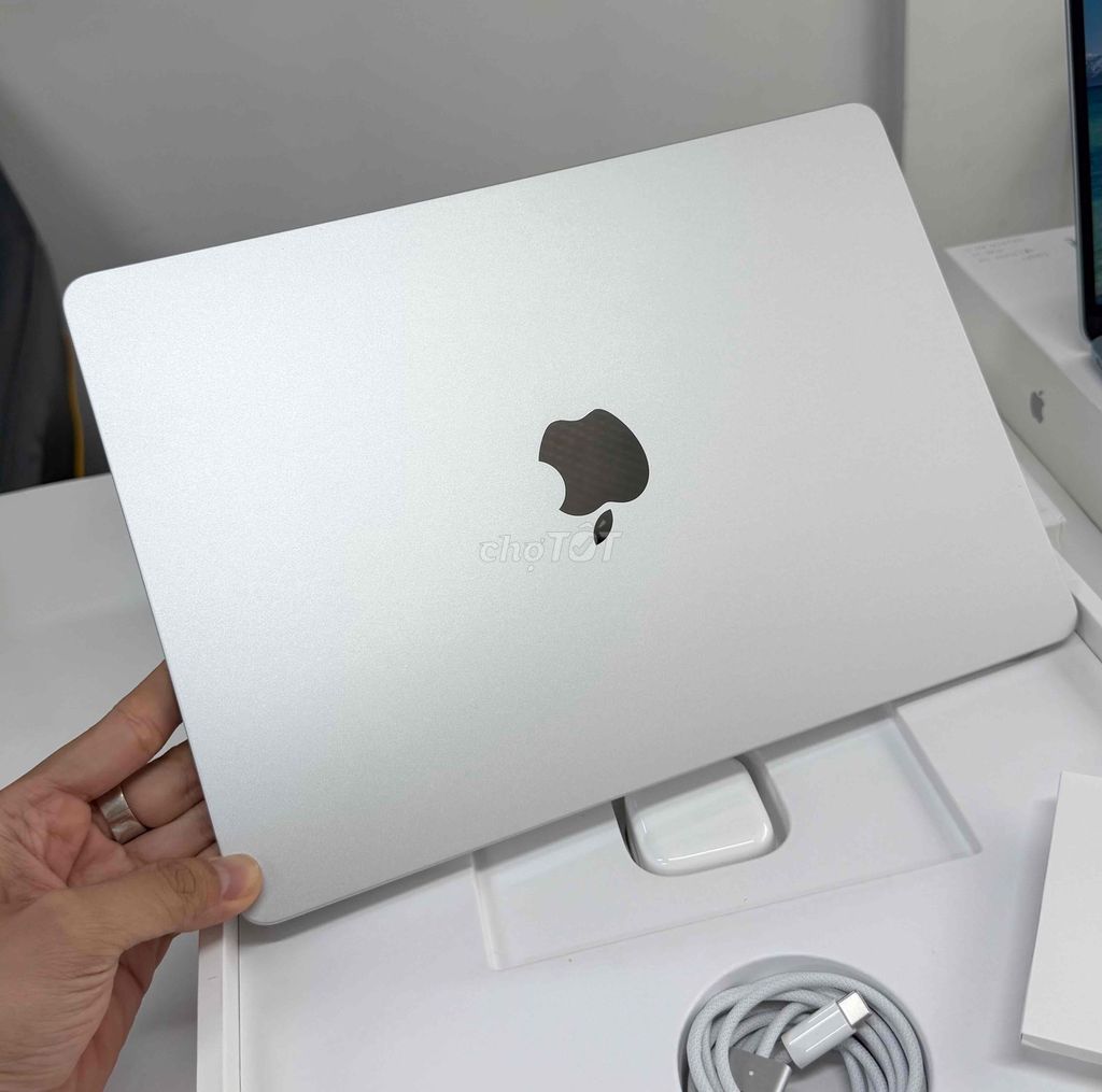 Apple MacBook Air M5 13in 16/512gb Silver FPT 6Ls. Mua bán Laptop tại Quận 10 Tp Hồ Chí Minh được đăng bởi Táo Tốt Apple  hình 1