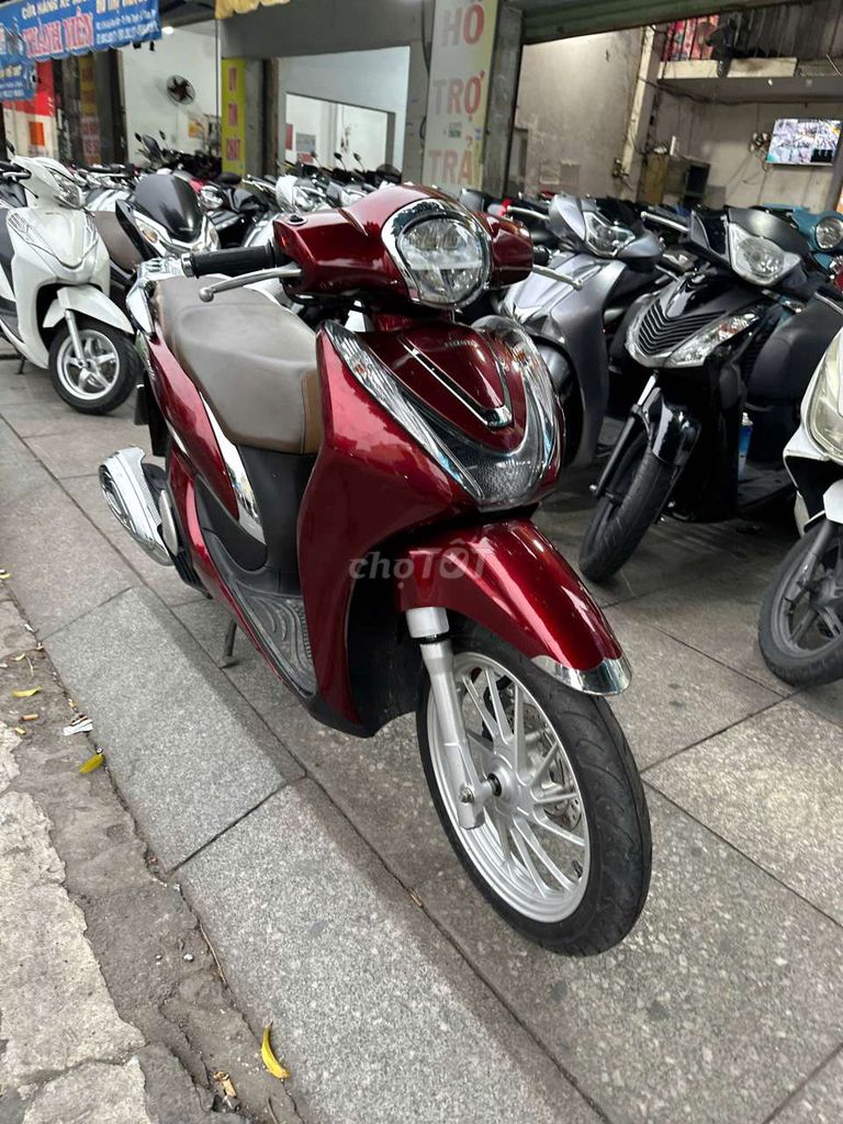 Honda SH mode 2022 mới 90% Bstp chính chủ. Mua bán Xe máy tại Quận Tân Phú Tp Hồ Chí Minh được đăng bởi Tuanduy hình 1