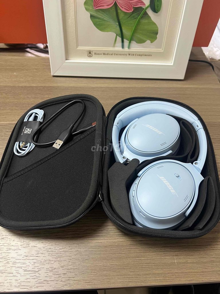 Tai nghe Bose QuietComfort Headphones. Mua bán Tivi, Âm thanh tại Quận Hai Bà Trưng Hà Nội được đăng bởi Hiếu Nguyễn hình 1