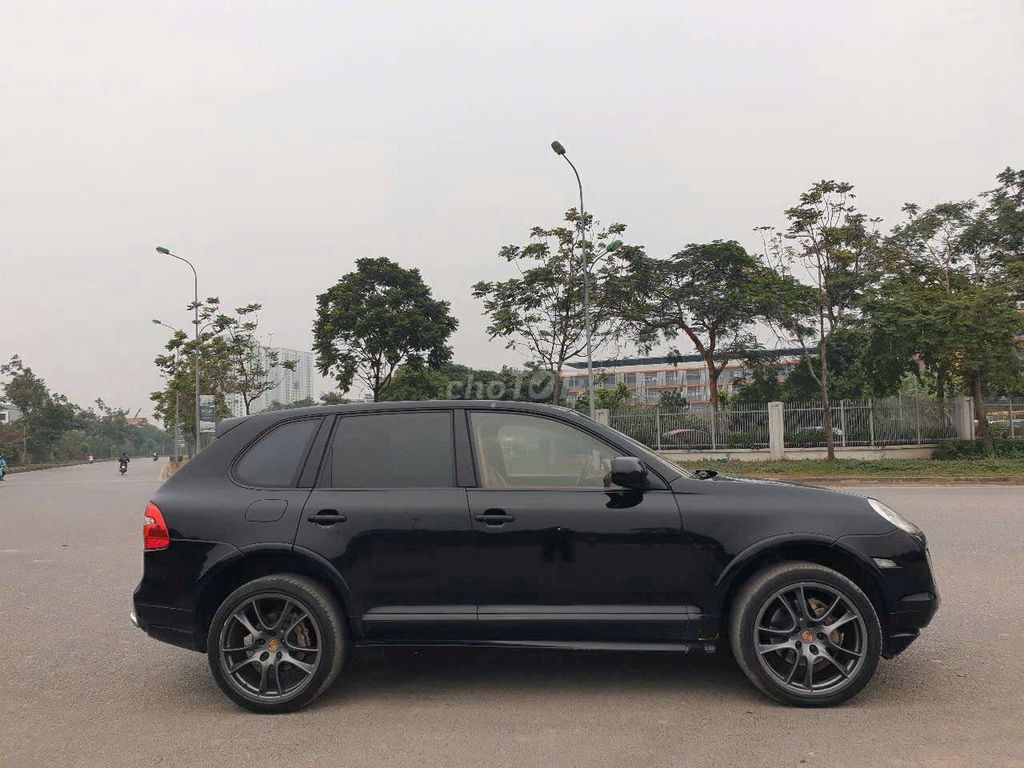 Porsche Cayenne GTS 2007 4.8 Đen. Mua bán Ô tô tại Quận Hoàng Mai Hà Nội được đăng bởi Đặng nam Thăng hình 4