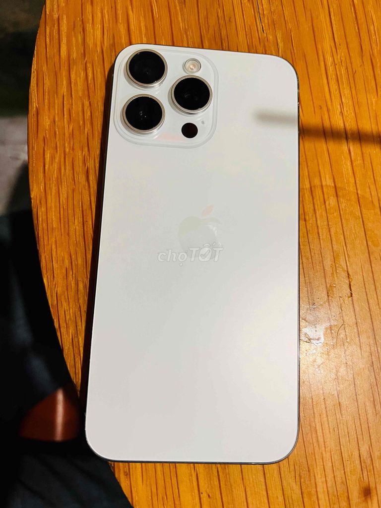 xác Apple iPhone 15 Pro Max 256GB Trắng. Mua bán Điện thoại tại Quận Thanh Khê Đà Nẵng được đăng bởi Nhattai hình 1
