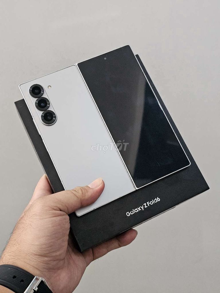 Samsung Z Fold 6 256GB Bạc. Mua bán Điện thoại tại Quận Ninh Kiều Cần Thơ được đăng bởi TD Mobile hình 1