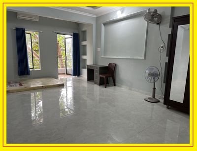 Phòng siu rộng Đặng Thuỳ Trâm, ngay cổng ĐH Văn Lang, full nội thất
