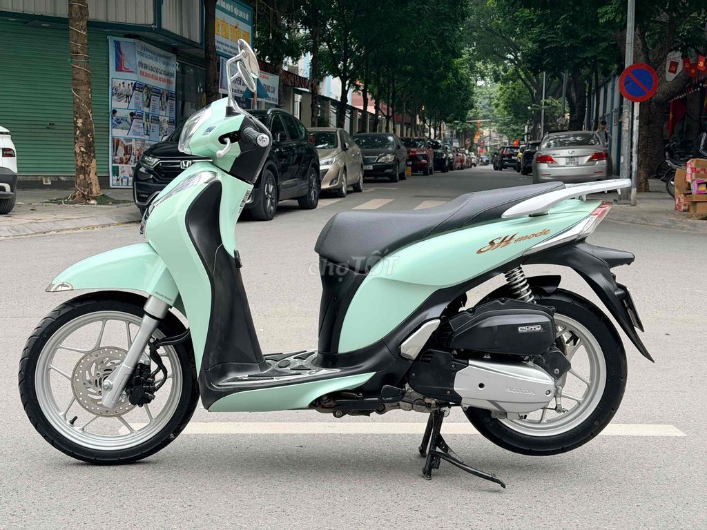 Sh mode 125fi cuối 2016 sơn máy zin 100% đại chất. Mua bán Xe máy tại Quận Cầu Giấy Hà Nội được đăng bởi nguyễn bích thuỷ hình 8