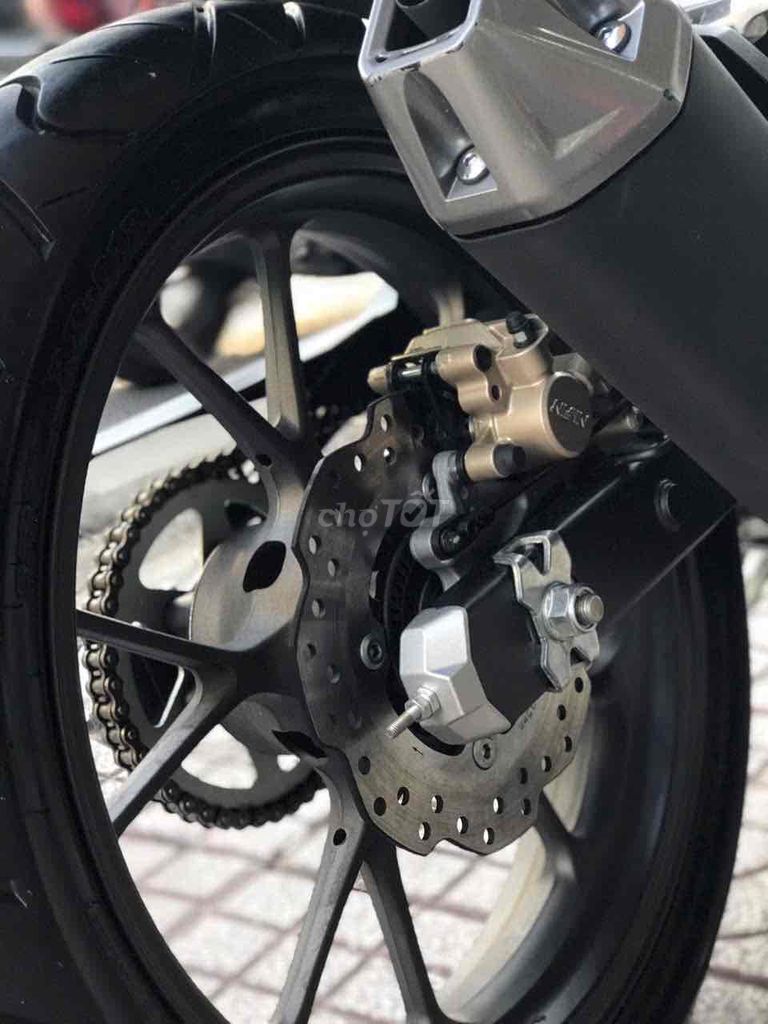 CBR150 ABS T12/2022 BSTP -SIÊU LƯỚT - NỢ XẤU 3%. Mua bán Xe máy tại Quận 8 Tp Hồ Chí Minh được đăng bởi XE MÁY NGUYỄN MINH SƠN hình 5