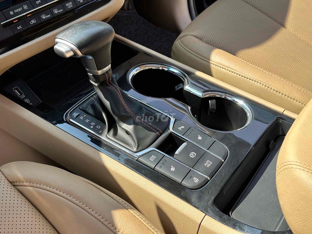 KIA SEDONA LUXURY 2.2D xe 100% Gia Đình. Mua bán Ô tô tại Quận Long Biên Hà Nội được đăng bởi DUONGMINH AUTO  hình 9