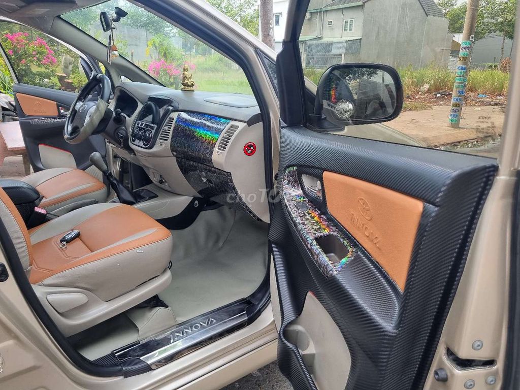 Toyota innova 2016 2.0V - 100000 km. Mua bán Ô tô tại Thị xã Bến Cát Bình Dương được đăng bởi Lâm Văn Kỳ hình 8