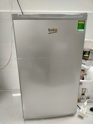 Cần pass lại tủ lạnh mini BEKO 90L mới mua