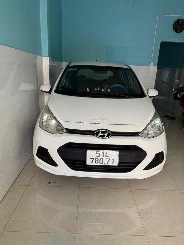 Hyundai i10 sx 2015 nhập Ấn Độ. rất đẹp.. Mua bán Ô tô tại Quận Tân Phú Tp Hồ Chí Minh được đăng bởi chú năm phát  hình 2