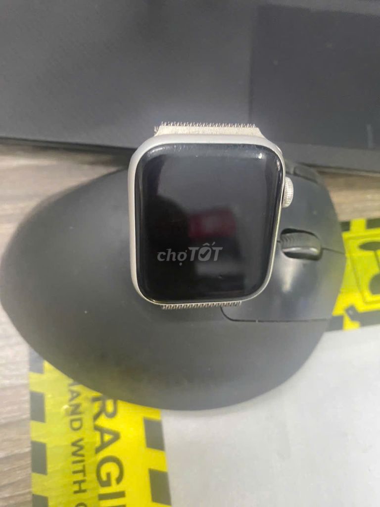 Apple watch  series 5  44  mm  máy zin nguyên  bản