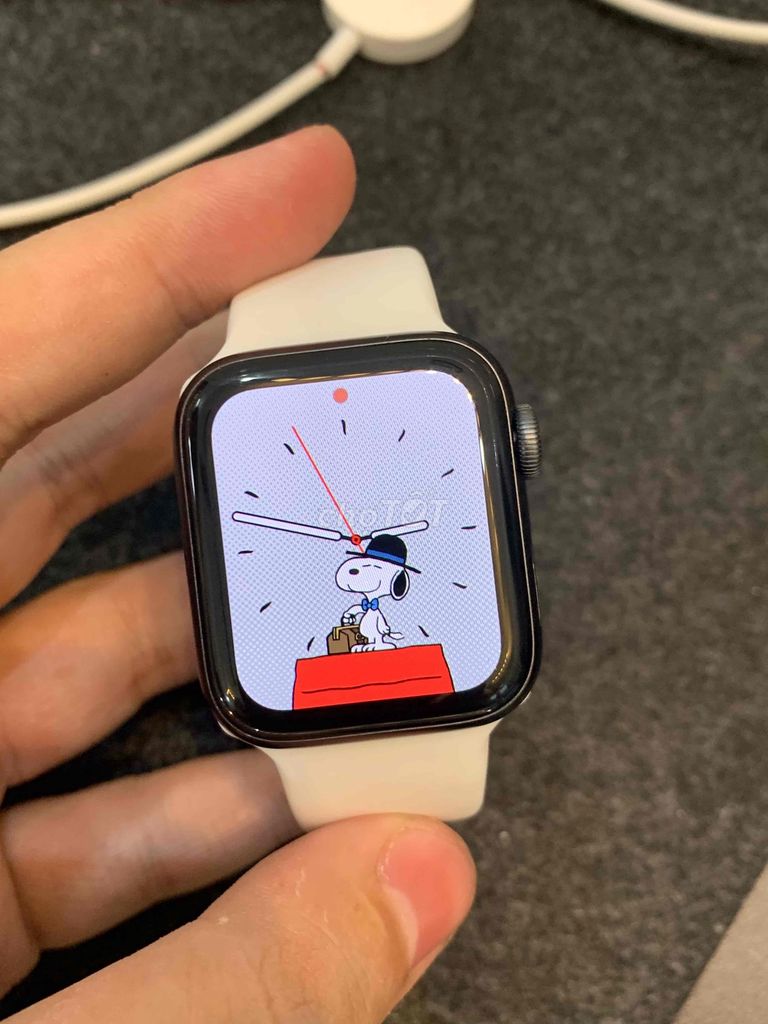 Apple watch series 6 40mm Nhom Đen Gps