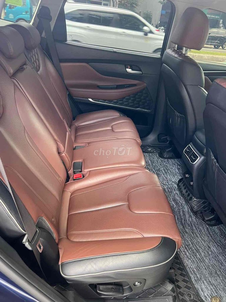 Hyundai Santa Fe 2021 2.2D Premium Синий 90000 км