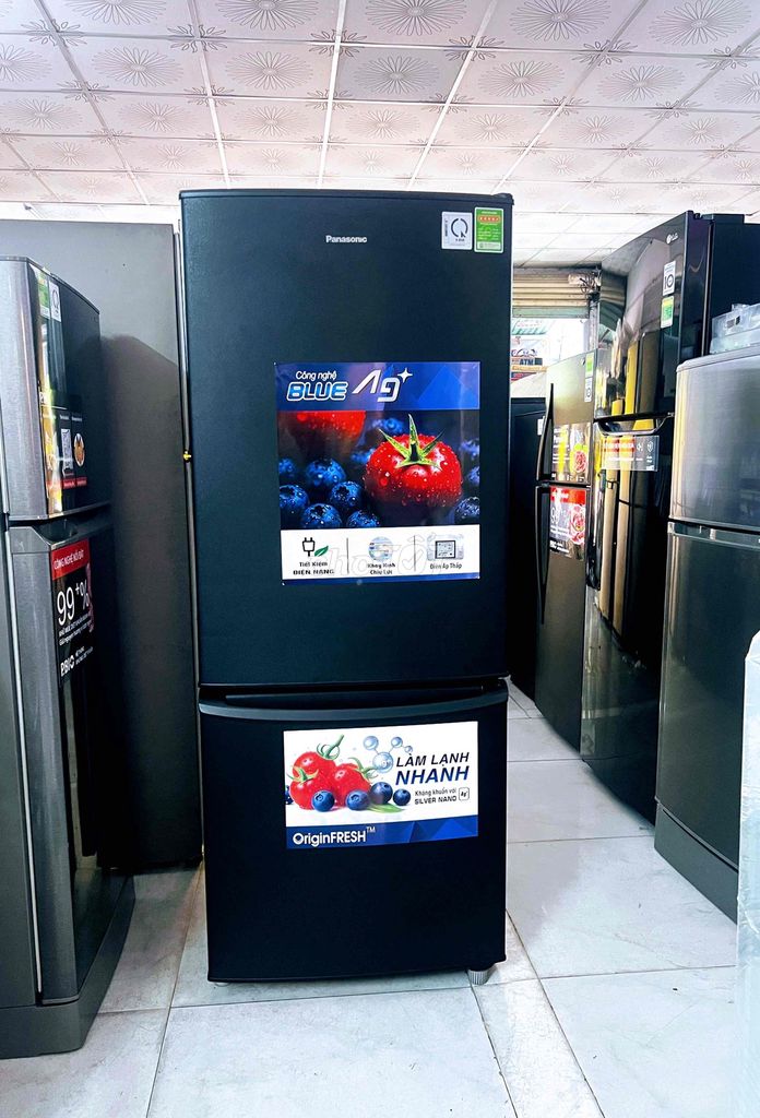 Tủ lạnh Panasonic 300 Lít. Tiết kiệm điện.. Mua bán Tủ lạnh tại Thành phố Thuận An Bình Dương được đăng bởi ĐIỆN MÁY HÙNG PHƯƠNG hình 1