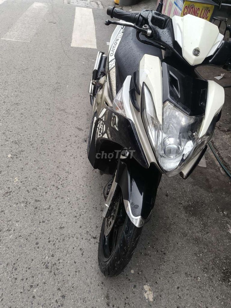 Yamaha Nouvo 5 черно-белый
