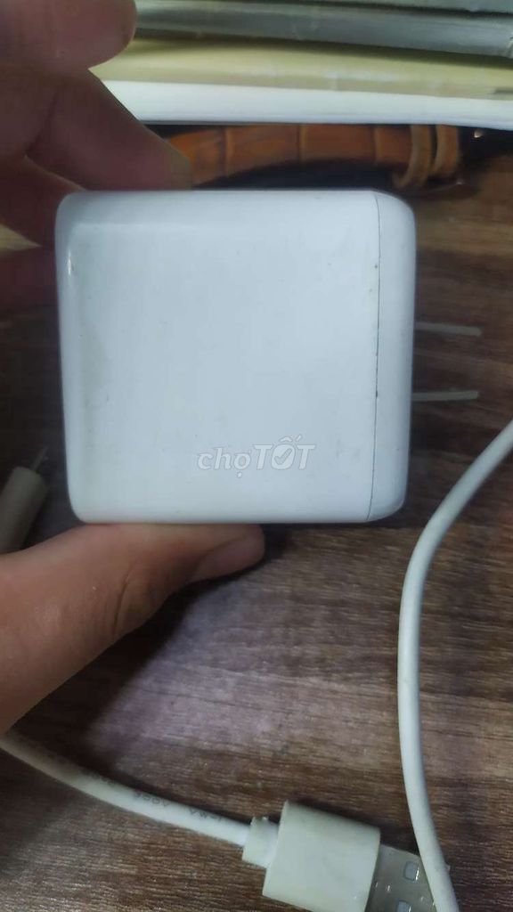 Củ sạc Oppo VC7041AEH Trắng. Mua bán Phụ kiện (Màn hình, Chuột...) tại Huyện An Dương Hải Phòng được đăng bởi Nhật Minh hình 1