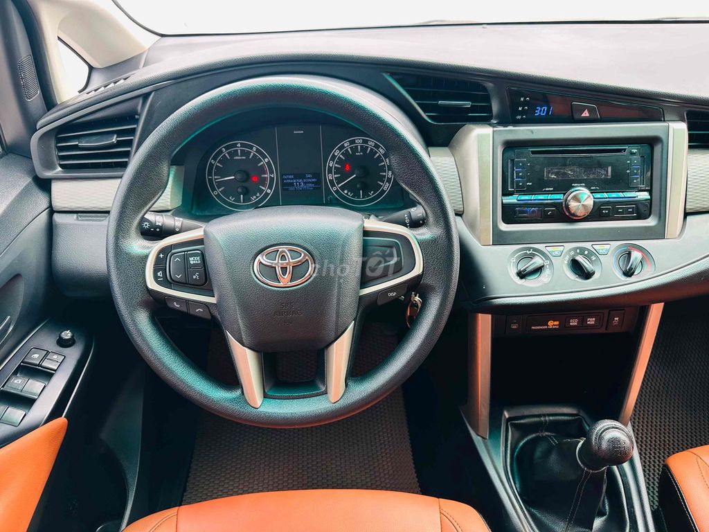 Toyota Innova 2019 2.0E MT. Mua bán Ô tô tại Huyện Sóc Sơn Hà Nội được đăng bởi AUTO VĨNH CƯỜNG hình 9