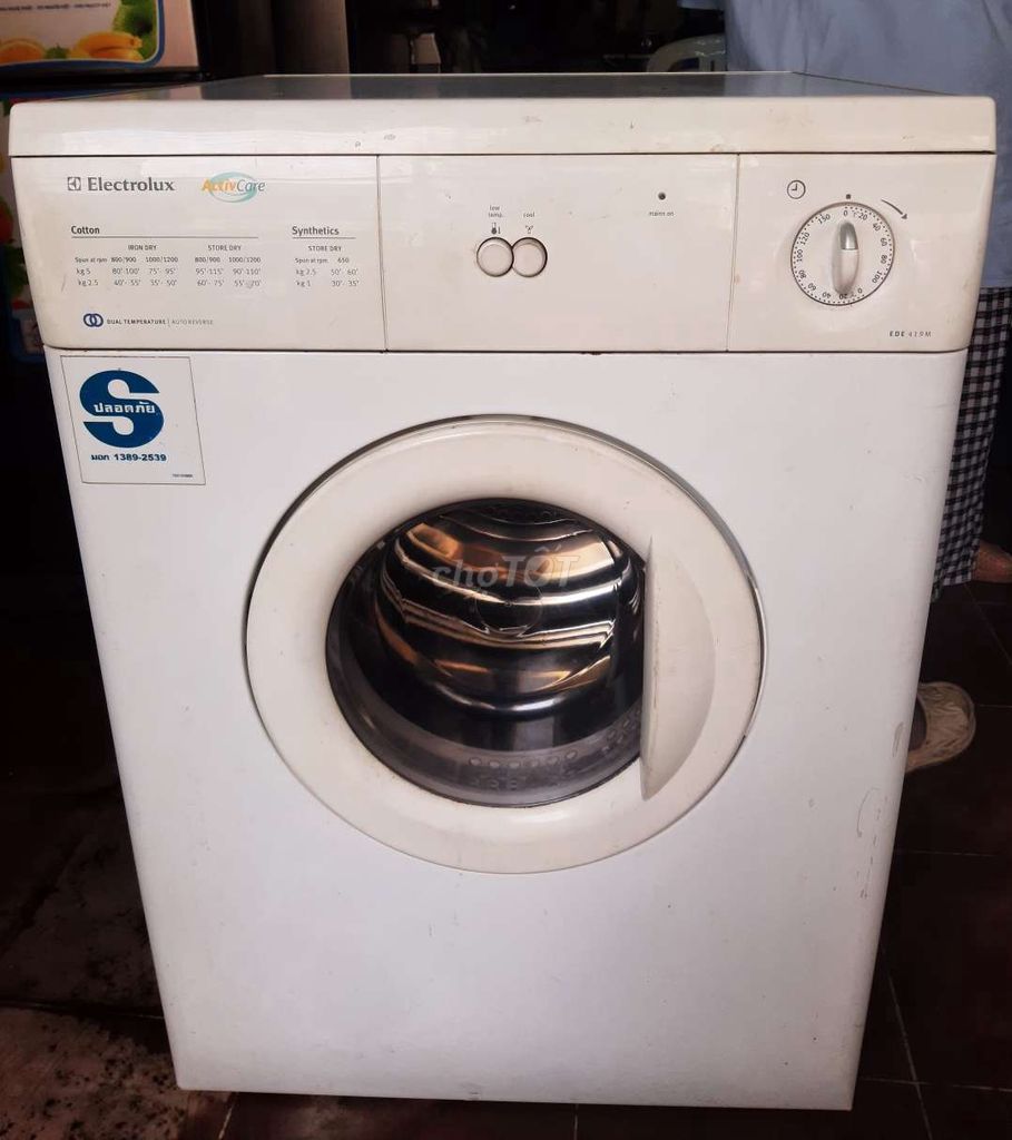 Máy sấy Electrolux 5kg đang chạy tốt bán thợ