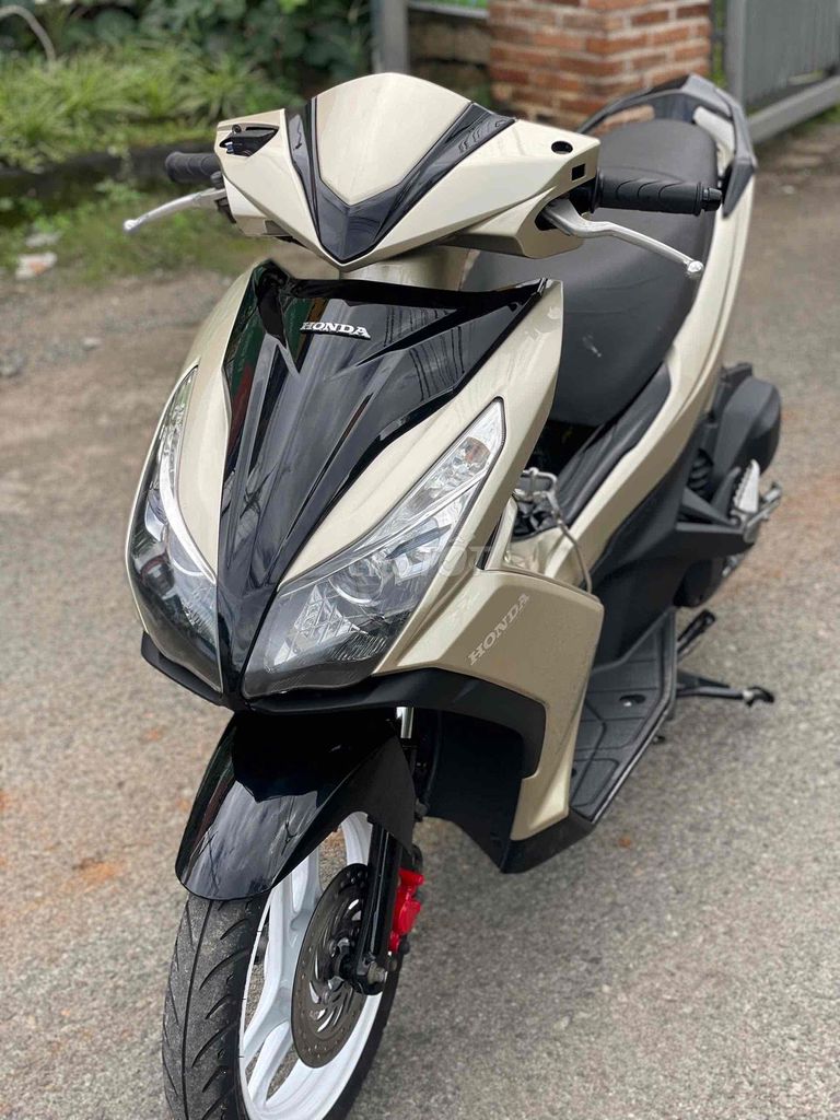 ab air blade 2013 bán hay đổi có góp xm u phong. Mua bán Xe máy tại Huyện Trảng Bom Đồng Nai được đăng bởi Của Hàng Xe Máy U Phong hình 4