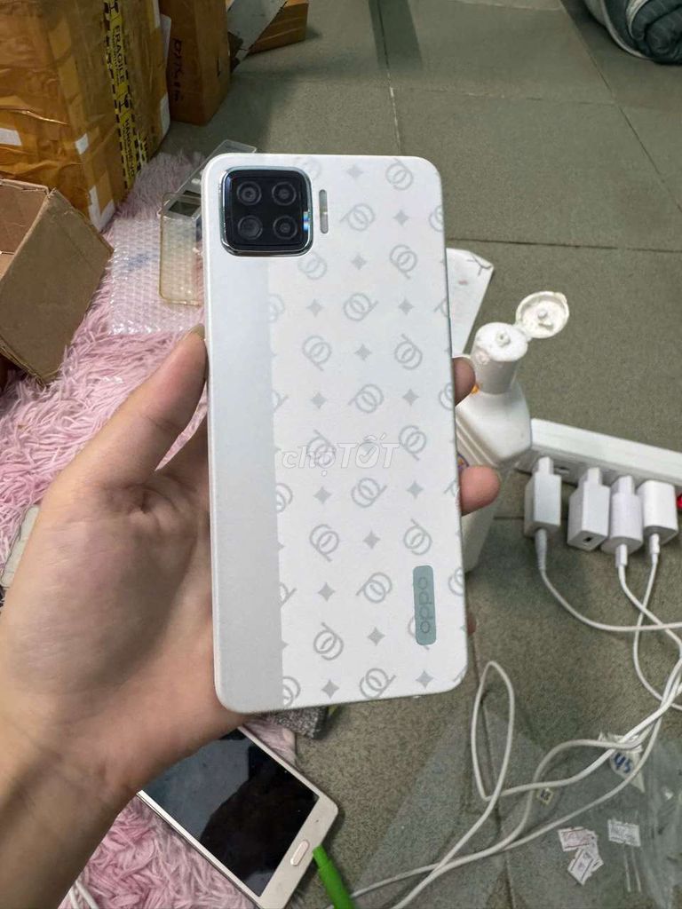 Oppo a73, 128, máy đẹp, sạc nhanh. Mua bán Điện thoại tại Thành phố Thủ Dầu Một Bình Dương được đăng bởi Phước Mobile hình 1
