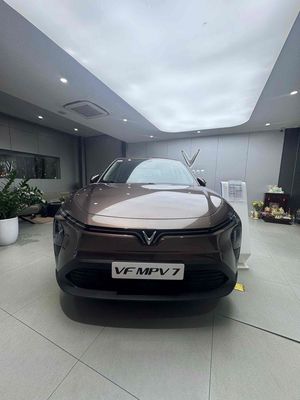 Xe điện VinFast VFM PV 7 Nâu