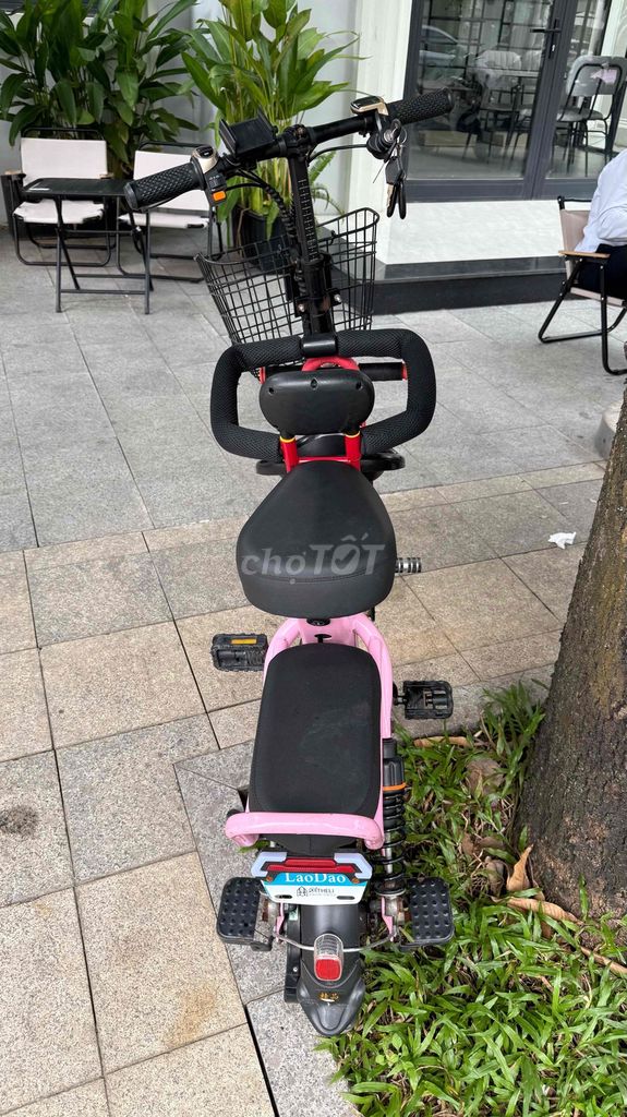 Xe đạp điện gấp gọn THELI pin 15A.. Mua bán Xe điện tại Thành phố Thủ Đức Tp Hồ Chí Minh được đăng bởi Út hình 3
