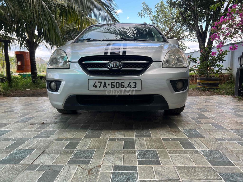 Kia Carens 2010 EX 2.0 MT - 12223 km