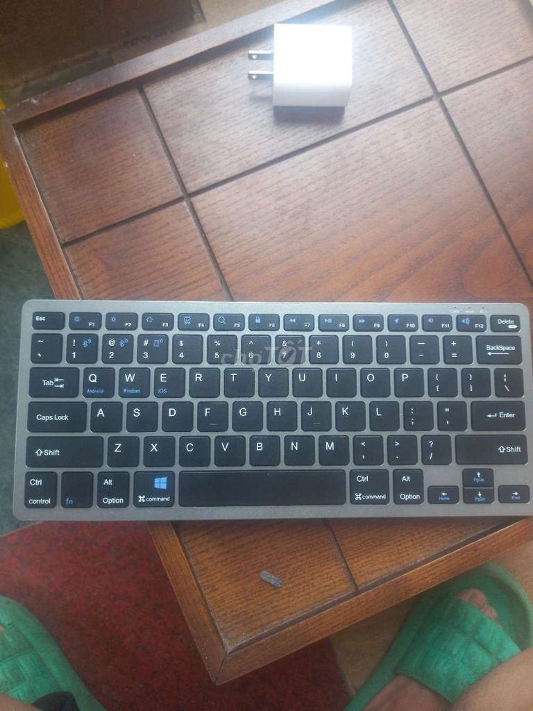 Bàn phím không dây Bluetooth. Mua bán Phụ kiện (Màn hình, Chuột...) tại Huyện Bình Xuyên Vĩnh Phúc được đăng bởi Wind hình 1
